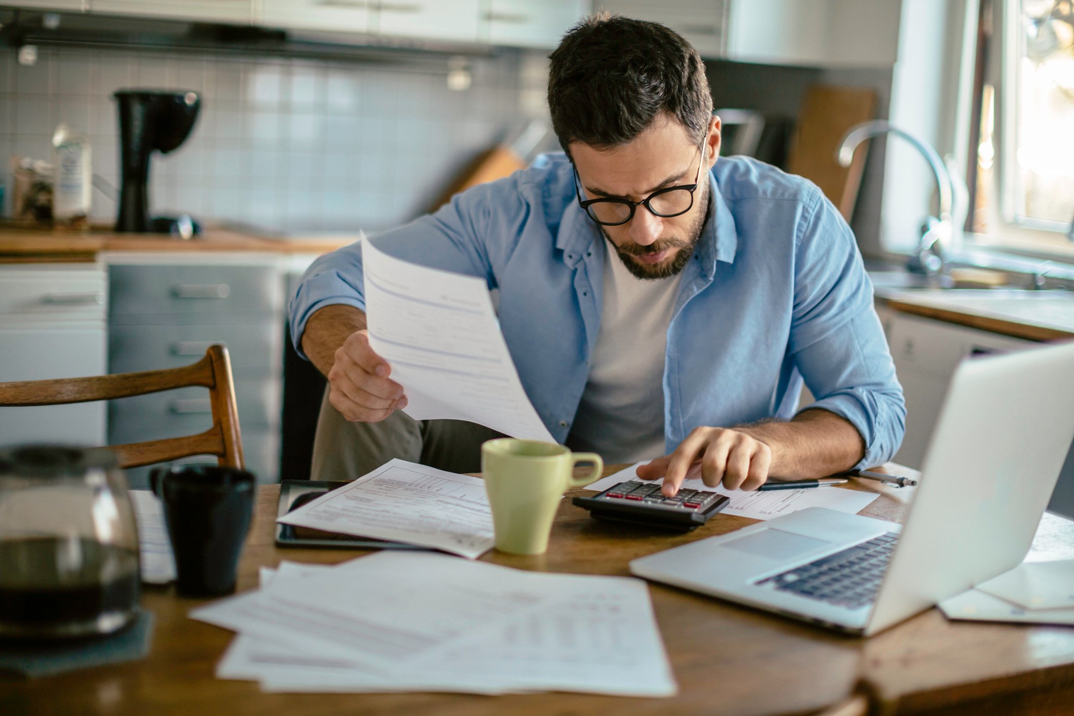 découvrez comment l'assurance responsabilité civile professionnelle (rc pro) est essentielle pour les auto-entrepreneurs. protégez votre activité et trouvez la couverture adaptée à vos besoins pour exercer en toute sérénité.