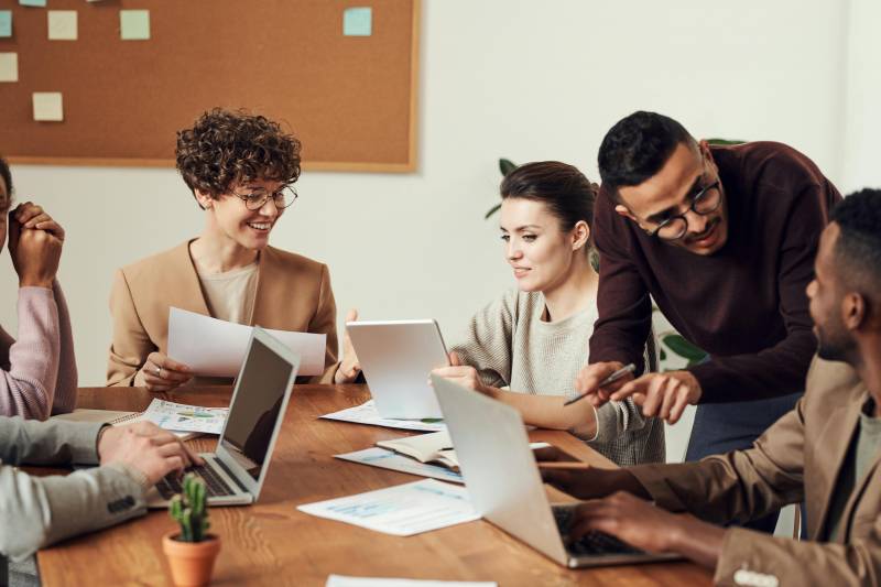 découvrez l'importance de la responsabilité civile pour les auto-entrepreneurs. protégez votre activité et vos biens avec une assurance adaptée, qui couvre les dommages causés à des tiers. informez-vous sur vos obligations légales et les meilleures solutions pour garantir votre sécurité financière.