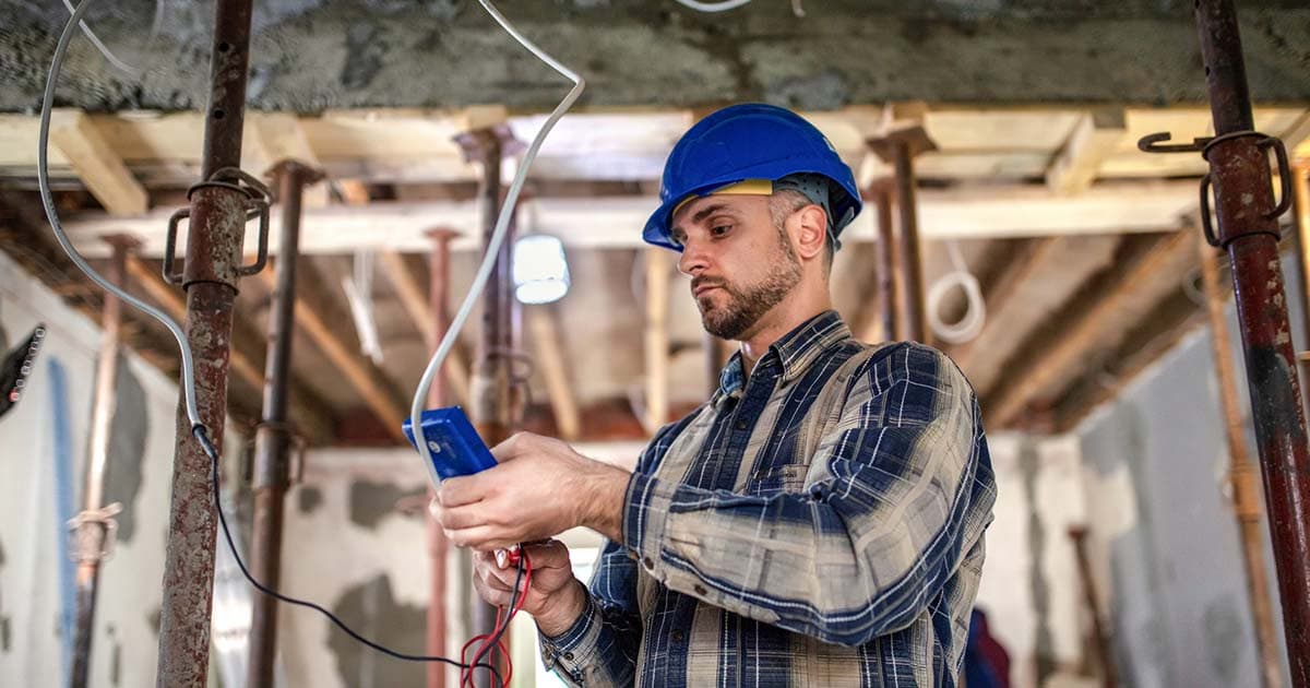 protégez votre activité d'électricien avec notre assurance spécialement conçue pour les professionnels du secteur. bénéficiez d'une couverture adaptée aux risques liés à votre métier, garantissant sérénité et sécurité. découvrez nos solutions personnalisées dès aujourd'hui !